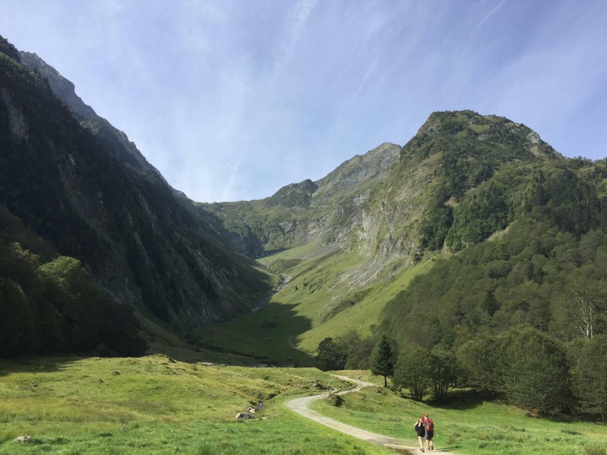 Les Meubles De Luchon - La Perle Bleue - Centre Luchon, Beau T2, 2 A 4 Personnes, Wifi Apartment Bagneres-de-Luchon ภายนอก รูปภาพ