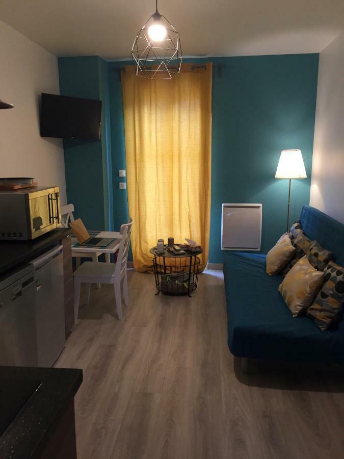 Les Meubles De Luchon - La Perle Bleue - Centre Luchon, Beau T2, 2 A 4 Personnes, Wifi Apartment Bagneres-de-Luchon ภายนอก รูปภาพ